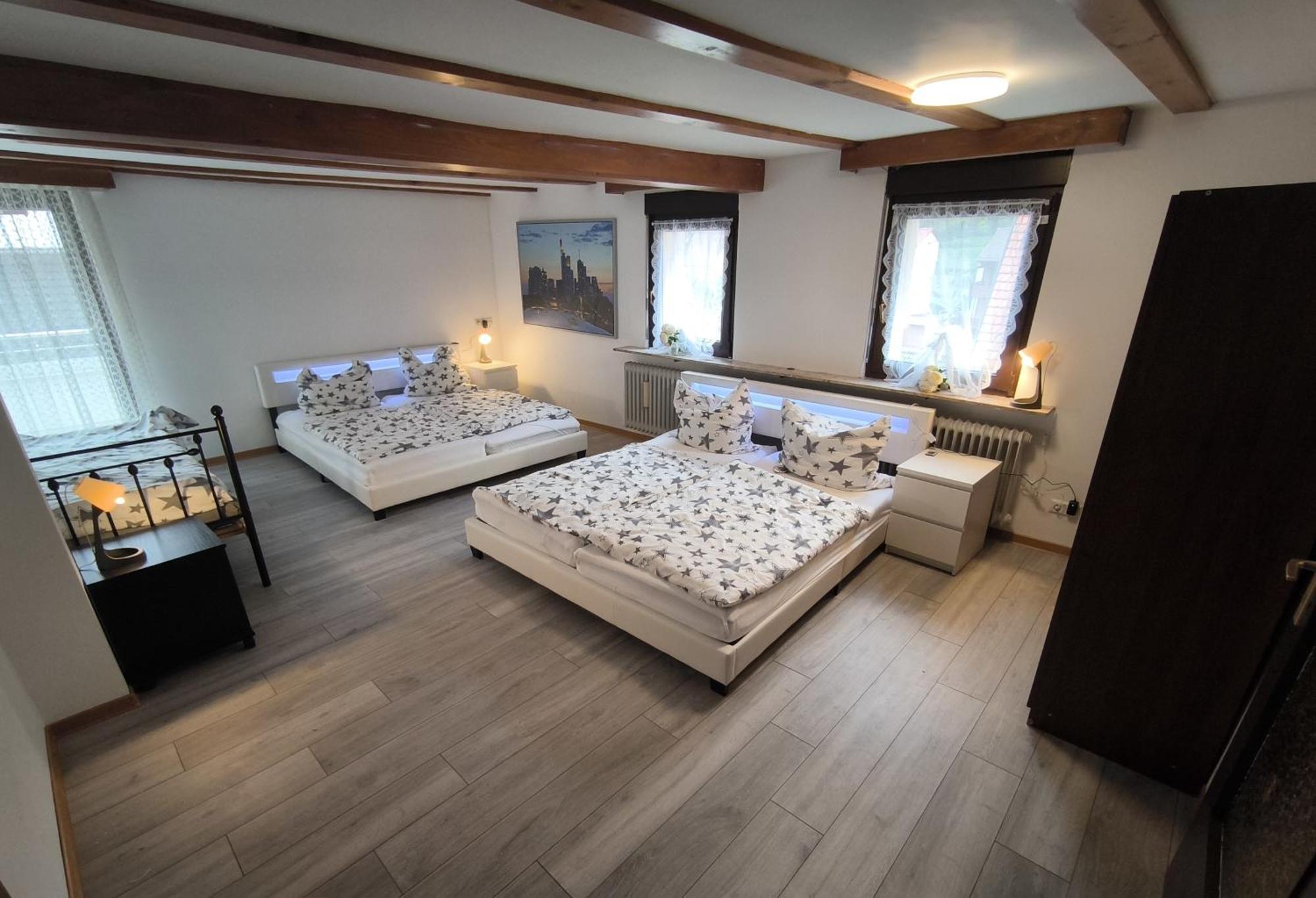 Private Guesthouse Mt Доссенхайм Экстерьер фото